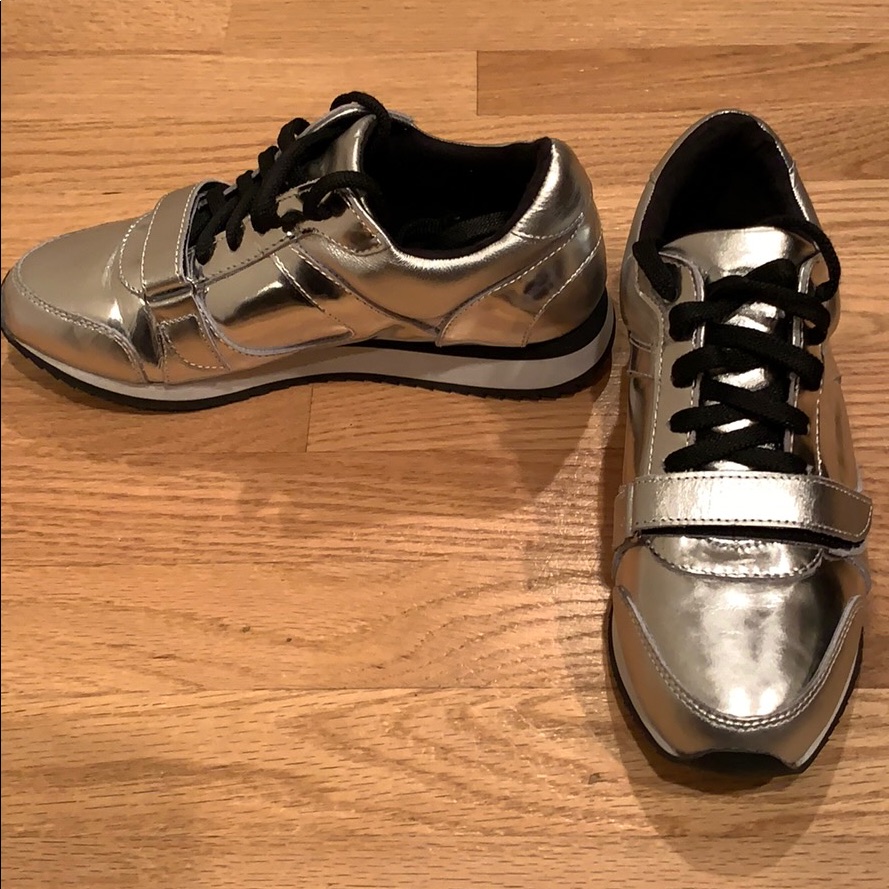 Charles David Silver Sneakers Size 8
